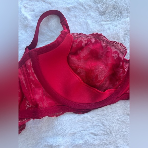 Victoria's Secret Dream Angels Push-up without padding in Red lace Size 36D - Picture 8 of 9
